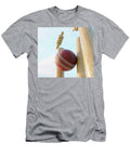 7 Cricket Wicket Stumps Allan Swart T-Shirt