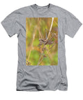 Dark Bush Cricket Hutchinsons Bank New Addington London Rod Williams Natureplcom T-Shirt