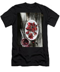 Grilled Chicken Bits with a Wild Berry Marinade Jalag Markus Bassler T-Shirt