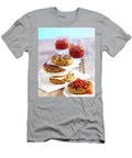 Grilled Chickpea and Aubergine Burgers with Pepper Relish Teubner Foodfoto T-Shirt