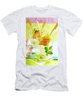 Grilled Pineapple with Mint Yoghurt in Glasses Teubner Foodfoto T-Shirt