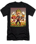 Groot Vs Chiefs Logo Disappearing Cecils Willis T-Shirt
